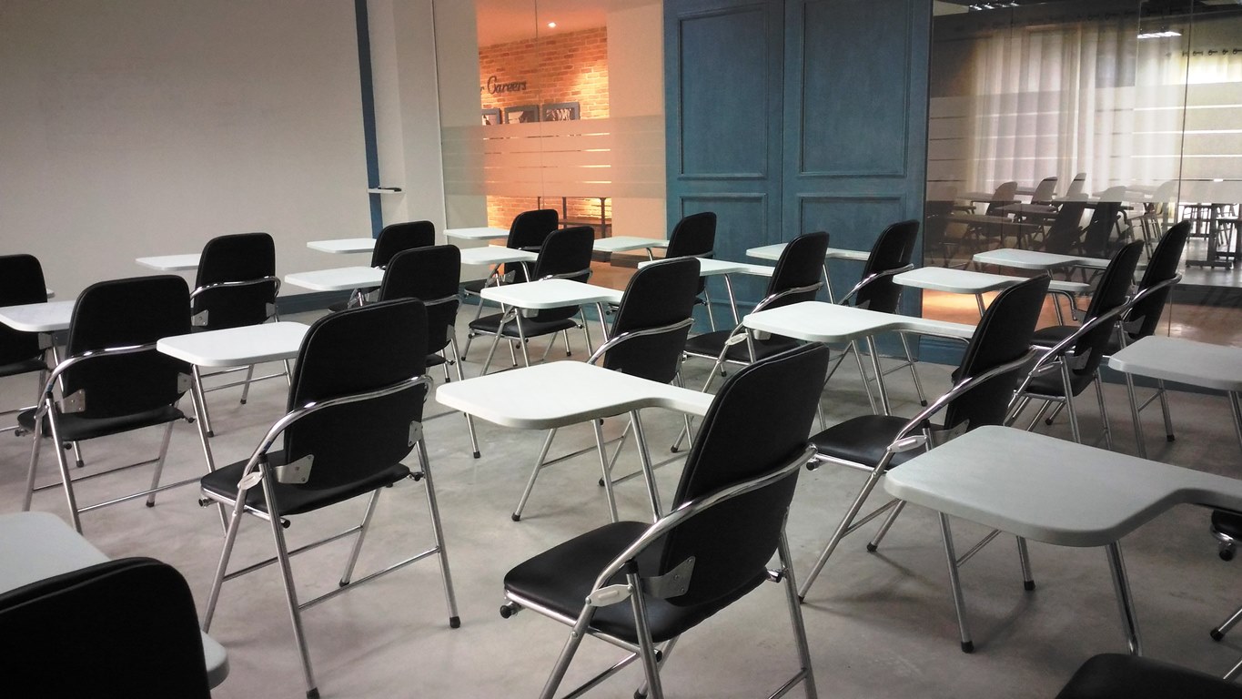 TRƯỜNG CAO ĐẲNG DẦU KHÍ