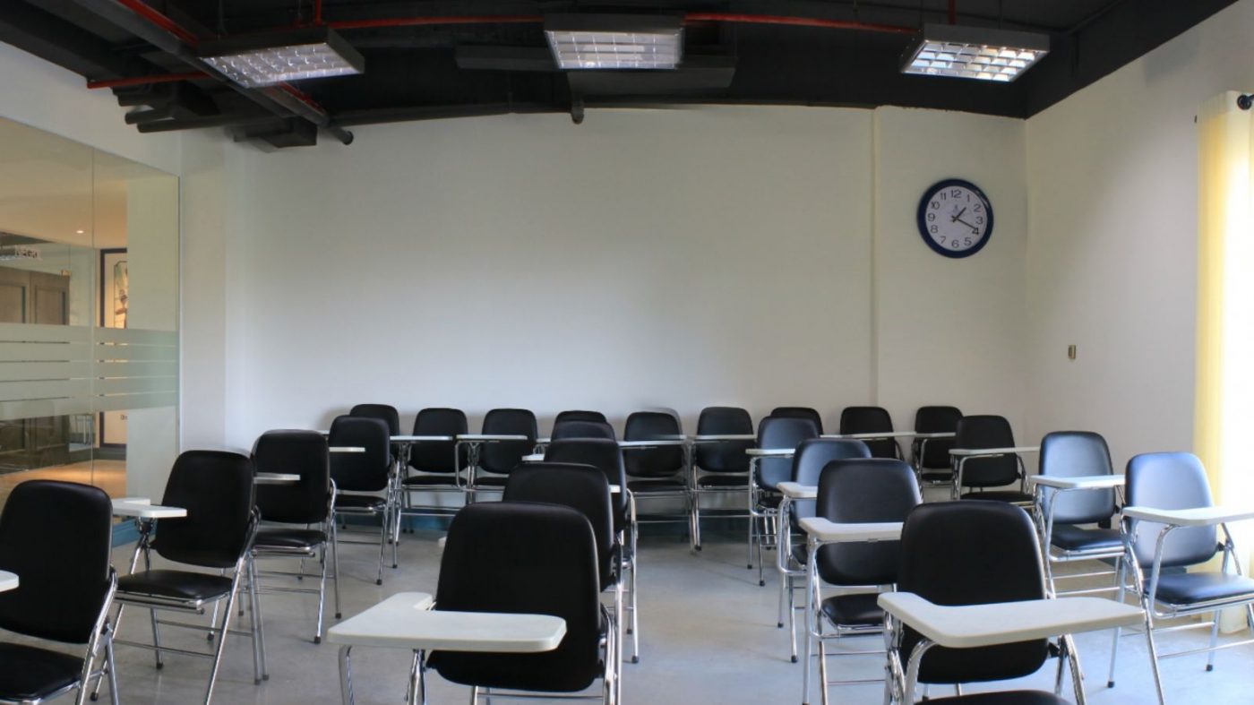 TRƯỜNG CAO ĐẲNG DẦU KHÍ