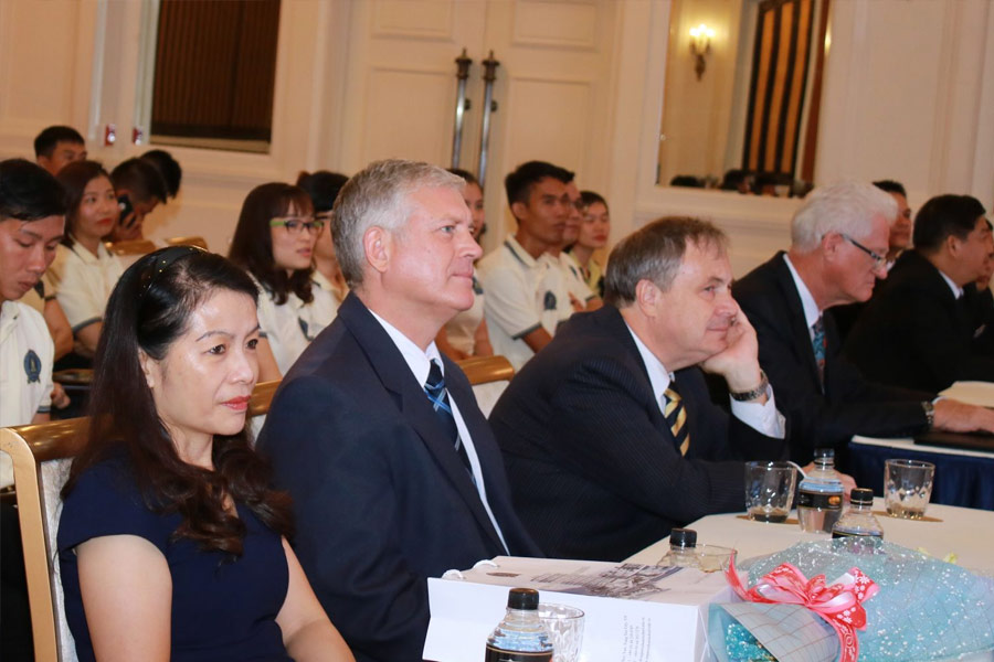 TRƯỜNG CAO ĐẲNG DẦU KHÍ
