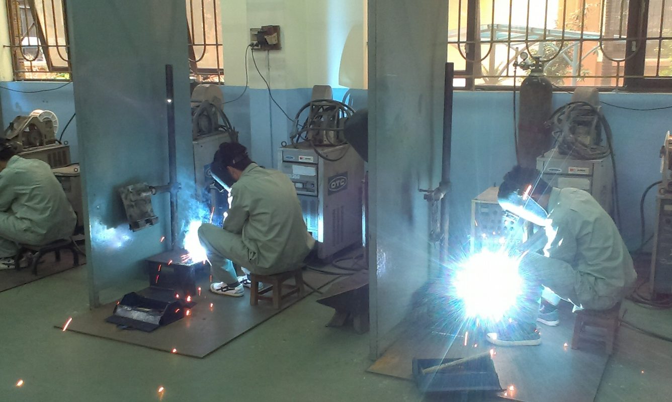 TRƯỜNG CAO ĐẲNG DẦU KHÍ