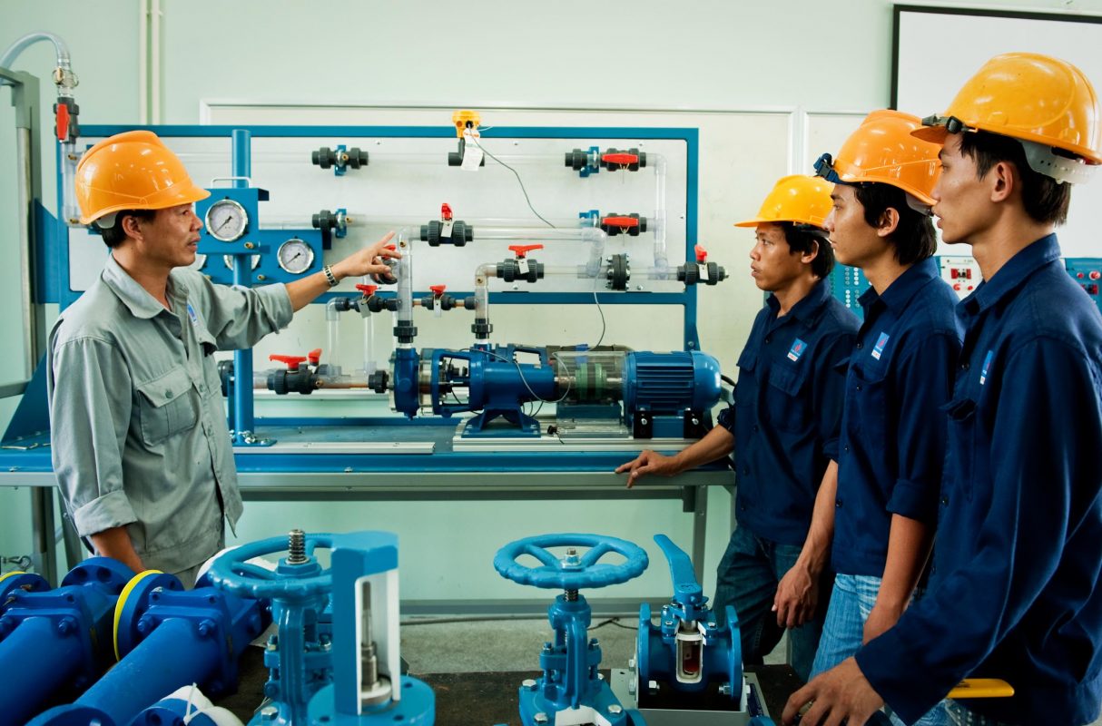 TRƯỜNG CAO ĐẲNG DẦU KHÍ