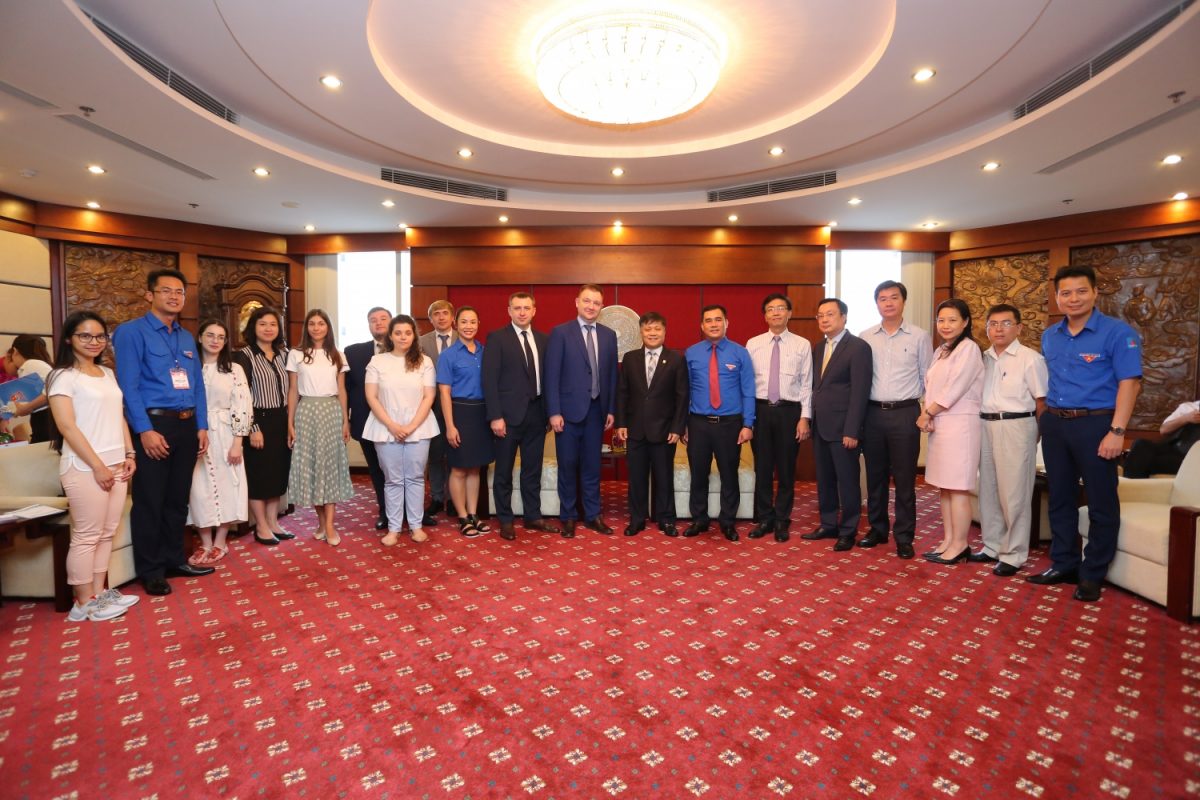 TRƯỜNG CAO ĐẲNG DẦU KHÍ