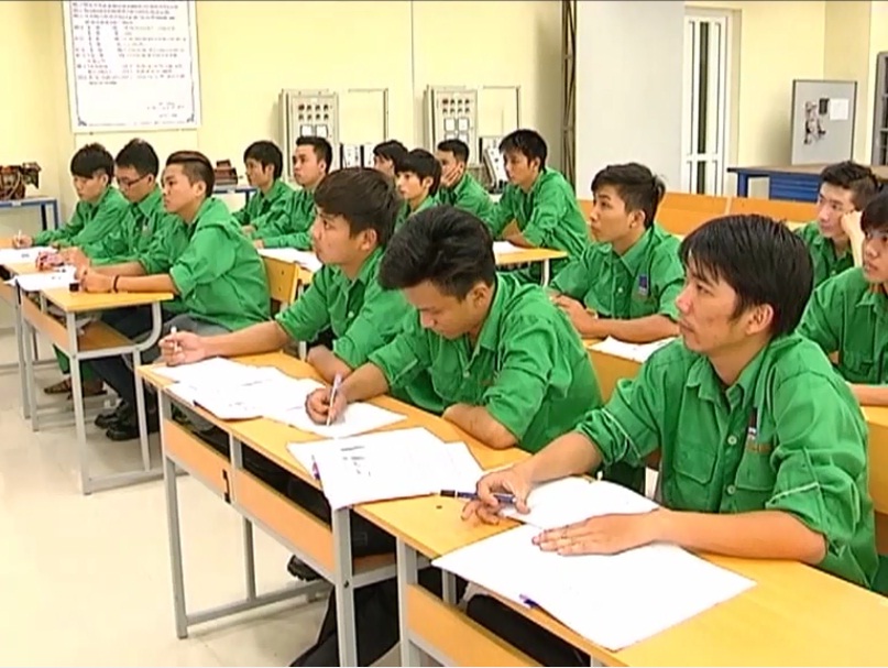 TRƯỜNG CAO ĐẲNG DẦU KHÍ