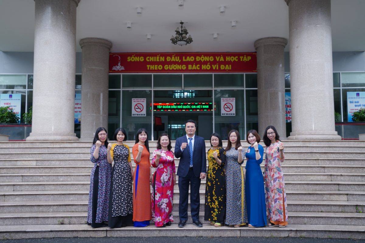 TRƯỜNG CAO ĐẲNG DẦU KHÍ