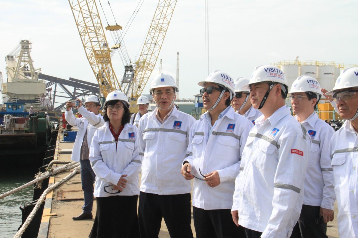 TRƯỜNG CAO ĐẲNG DẦU KHÍ
