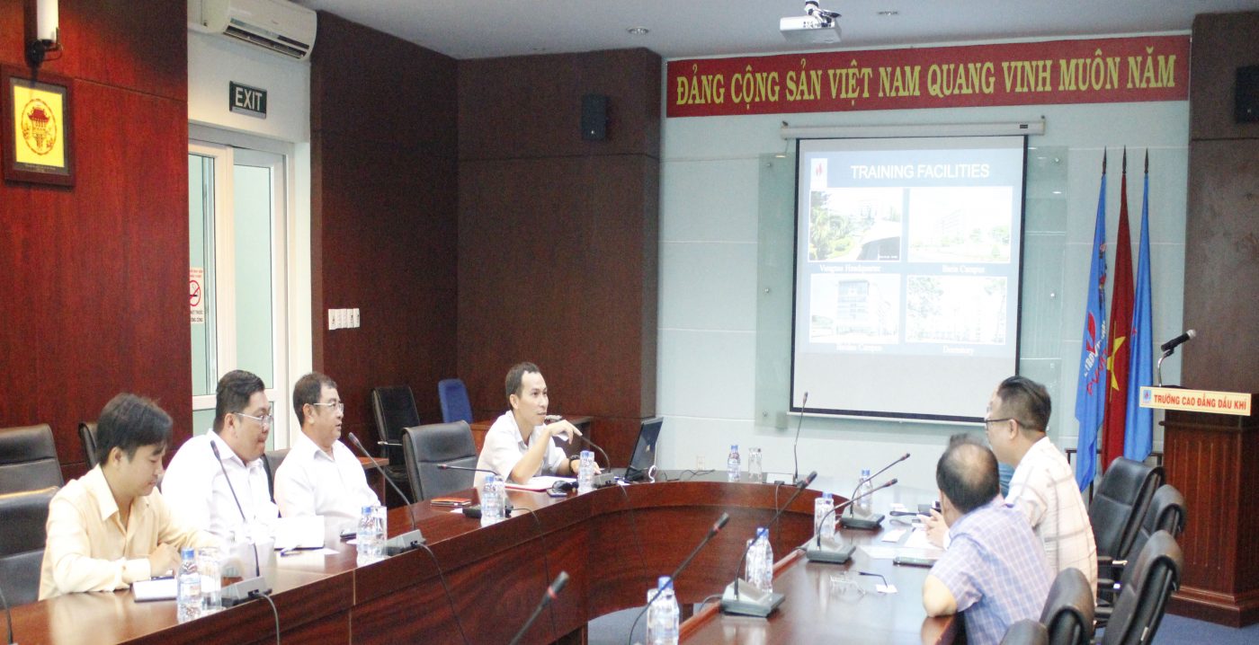 TRƯỜNG CAO ĐẲNG DẦU KHÍ