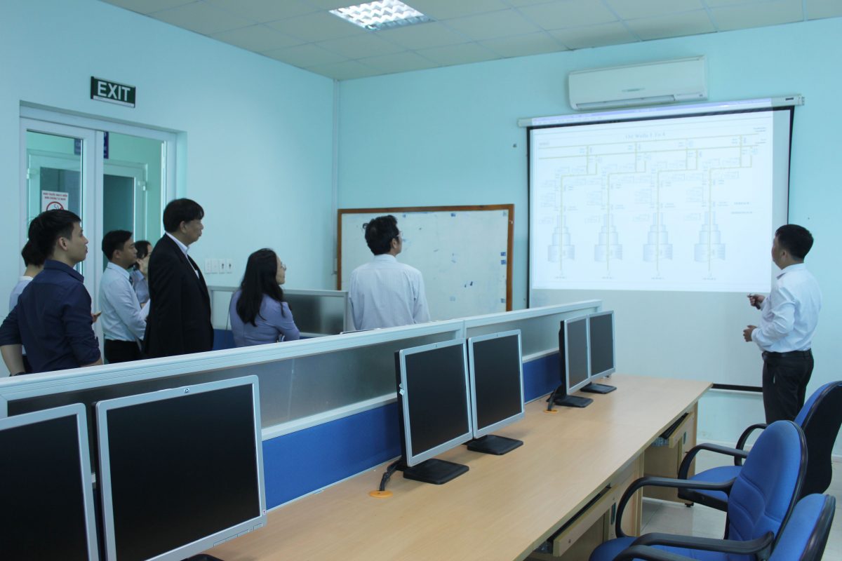 TRƯỜNG CAO ĐẲNG DẦU KHÍ