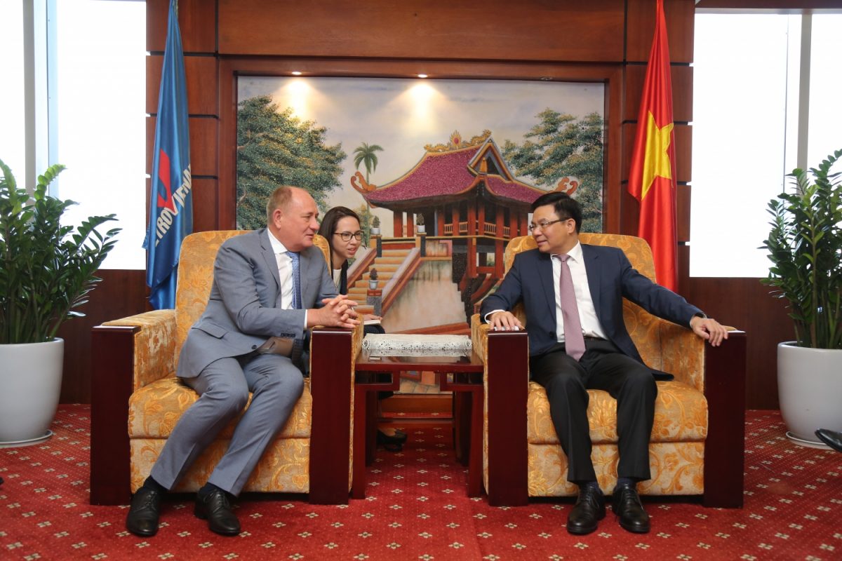 TRƯỜNG CAO ĐẲNG DẦU KHÍ