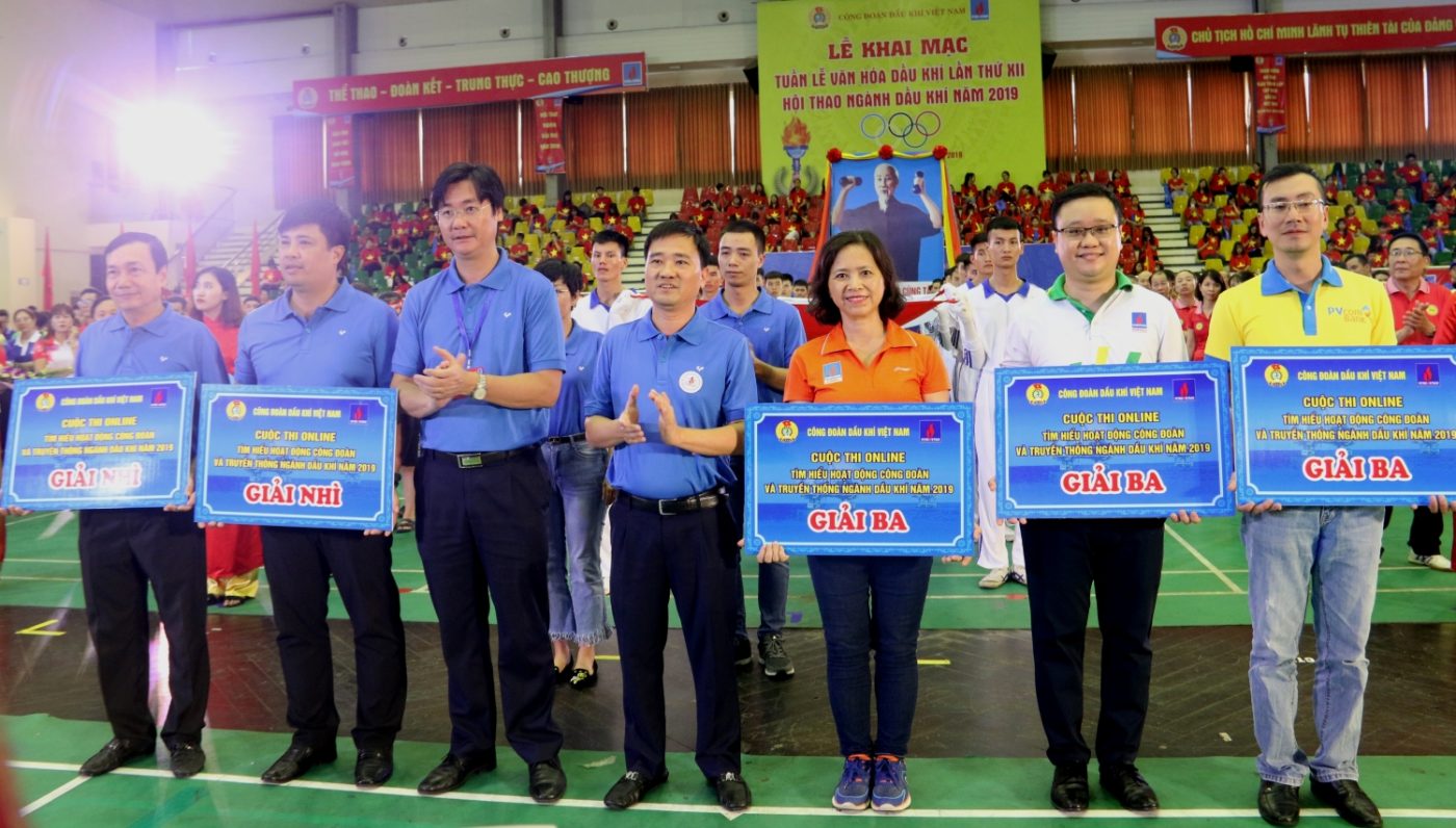 TRƯỜNG CAO ĐẲNG DẦU KHÍ