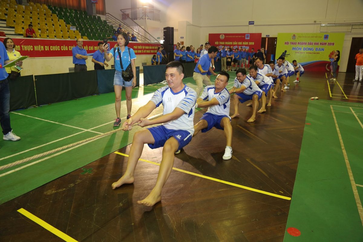 TRƯỜNG CAO ĐẲNG DẦU KHÍ