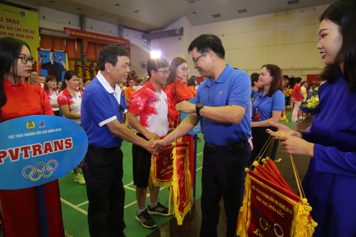 TRƯỜNG CAO ĐẲNG DẦU KHÍ