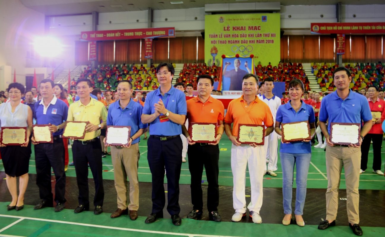 TRƯỜNG CAO ĐẲNG DẦU KHÍ
