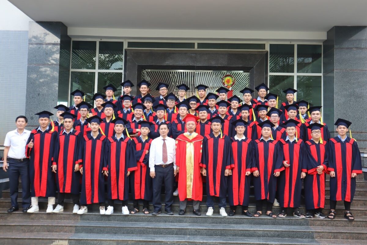 TRƯỜNG CAO ĐẲNG DẦU KHÍ