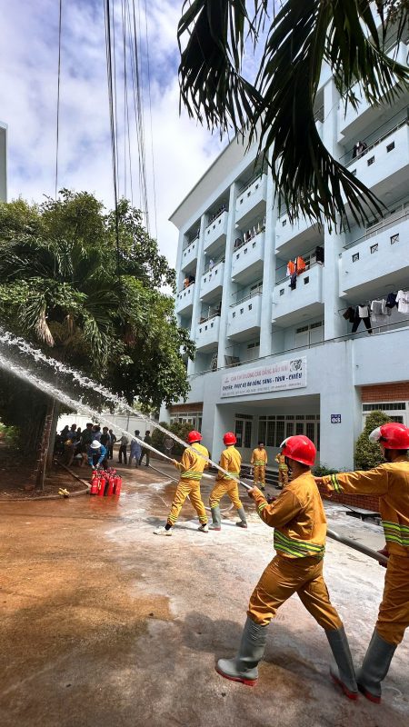 TRƯỜNG CAO ĐẲNG DẦU KHÍ