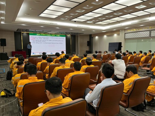PVCOLLEGE HUẤN LUYỆN VÀ ĐÀO TẠO AN TOÀN THEO YÊU CẦU CỦA PHÁP LUẬT NĂM 2025