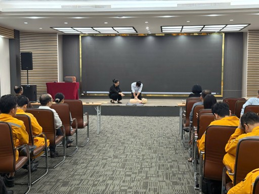PVCOLLEGE HUẤN LUYỆN VÀ ĐÀO TẠO AN TOÀN THEO YÊU CẦU CỦA PHÁP LUẬT NĂM 2025