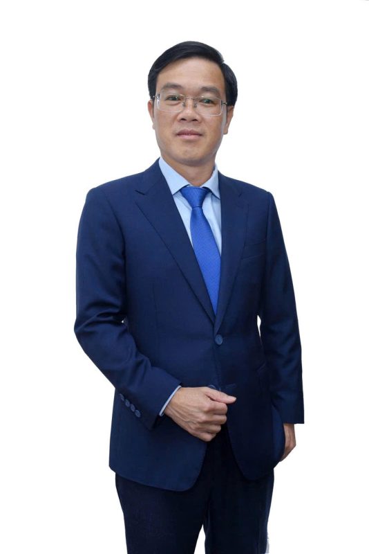 Ban giám hiệu