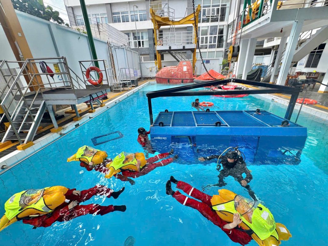 TRƯỜNG CAO ĐẲNG DẦU KHÍ