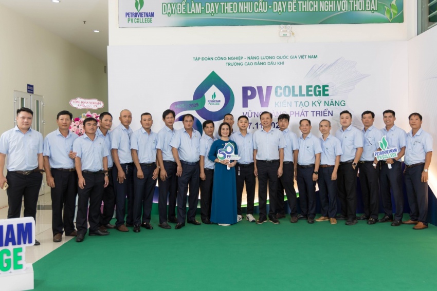 PVCollege kỷ niệm 50 năm thành lập: Khẳng định vai trò trung tâm đào tạo nhân lực của Petrovietnam PVCollege kỷ niệm 50 năm thành lập: Khẳng định vai trò trung tâm đào tạo nhân lực của Petrovietnam