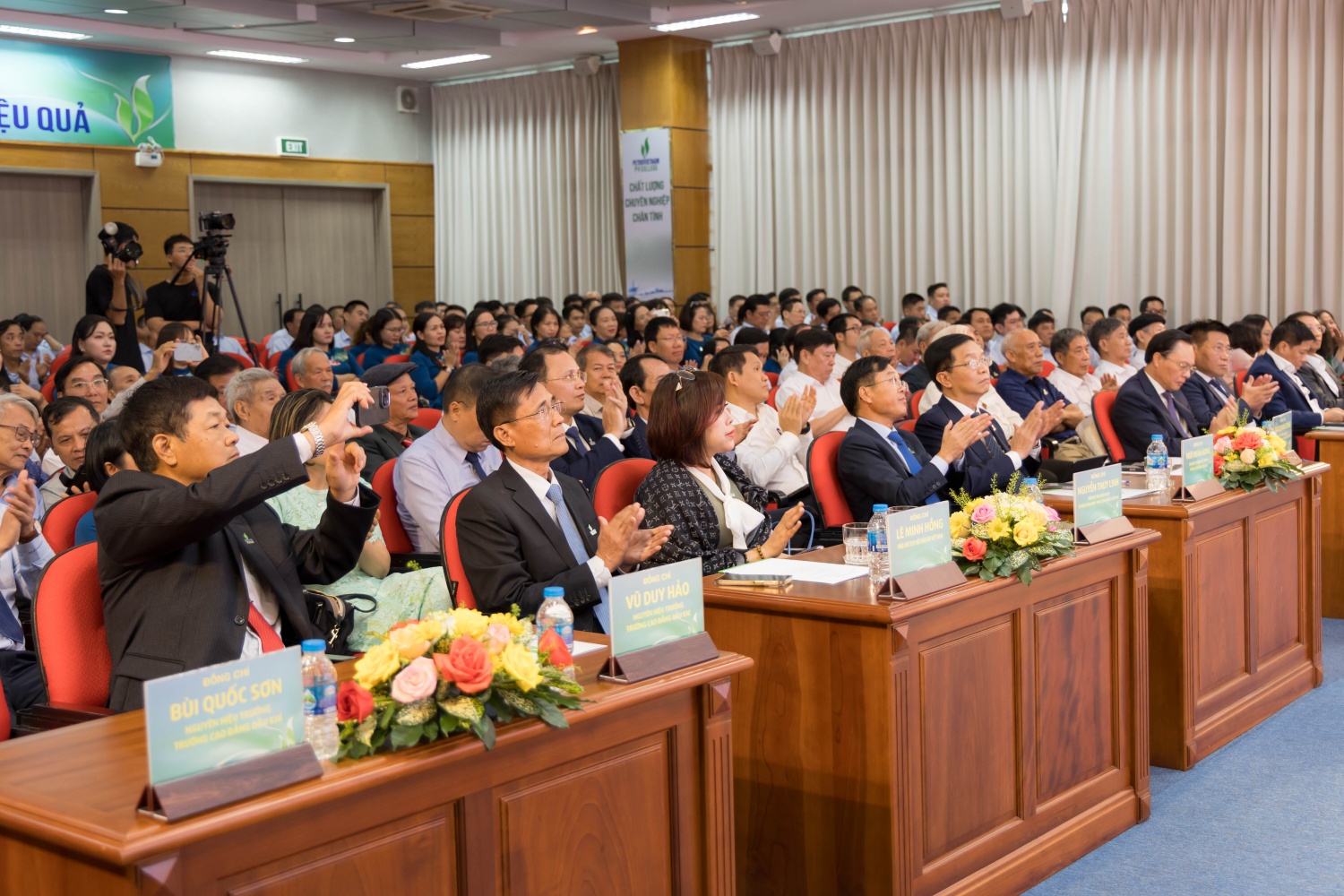 PV College kỷ niệm 50 năm thành lập: Hành trình của bản lĩnh và sự đổi mới PV College kỷ niệm 50 năm thành lập: Hành trình của bản lĩnh và sự đổi mới