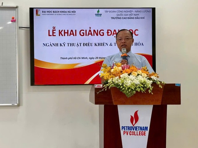 KHAI GIẢNG LỚP LIÊN THÔNG ĐẠI HỌC