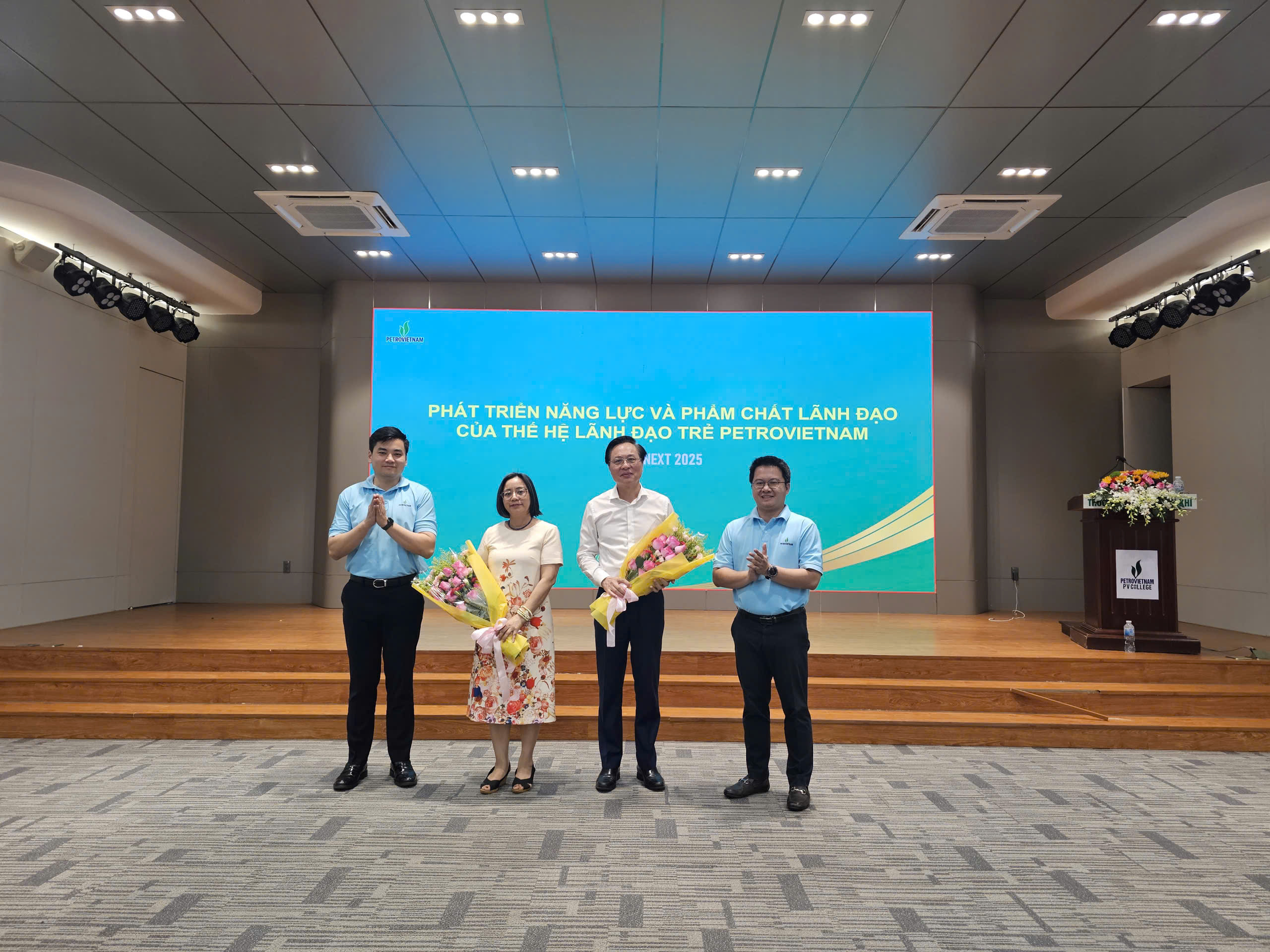 Phát triển năng lực và phẩm chất lãnh đạo của thế hệ trẻ Petrovietnam