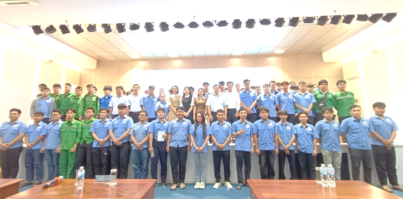 TRƯỜNG CAO ĐẲNG DẦU KHÍ TỔ CHỨC CHƯƠNG TRÌNH TƯ VẤN, GIỚI THIỆU VIỆC LÀM NĂM 2026