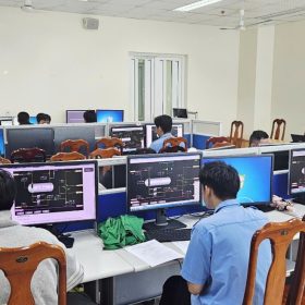 PVCOLLEGE TỔ CHỨC KỲ THI TỐT NGHIỆP KHÓA 2023: KHẲNG ĐỊNH CHẤT LƯỢNG ĐÀO TẠO GẮN LIỀN VỚI THỰC TIỄN DOANH NGHIỆP