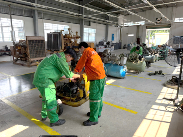 PVCOLLEGE TỔ CHỨC KỲ THI TỐT NGHIỆP KHÓA 2023: KHẲNG ĐỊNH CHẤT LƯỢNG ĐÀO TẠO GẮN LIỀN VỚI THỰC TIỄN DOANH NGHIỆP