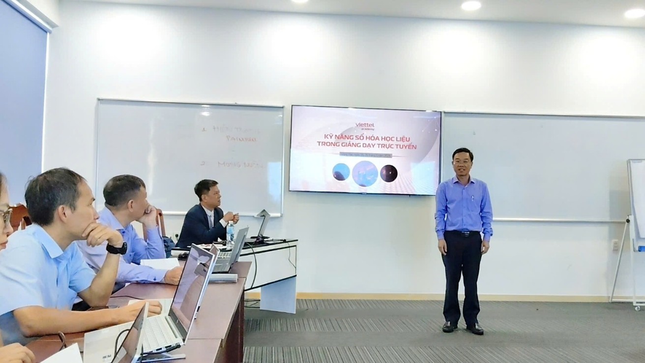 PVCOLLEGE NÂNG CAO NĂNG LỰC VẬN HÀNH ĐÀO TẠO VÀ THIẾT KẾ HỌC LIỆU TRONG GIẢNG DẠY SỐ