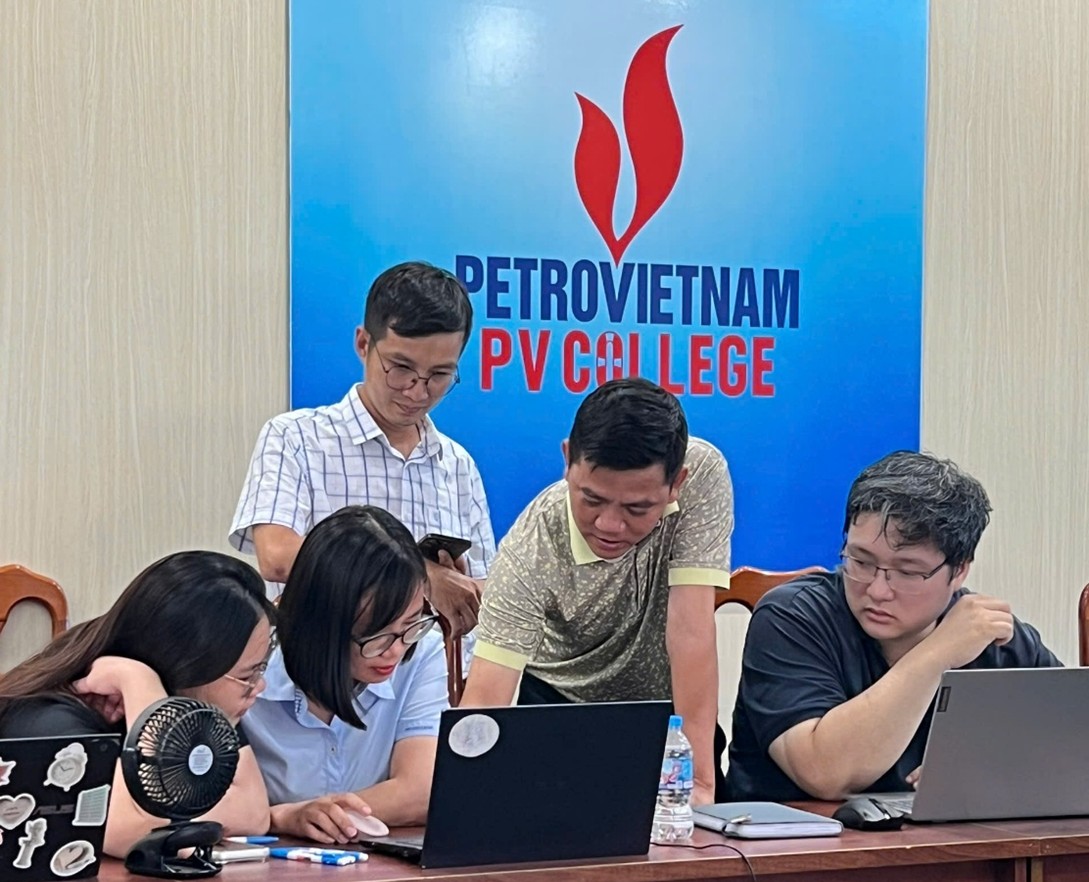 PVCOLLEGE NÂNG CAO NĂNG LỰC VẬN HÀNH ĐÀO TẠO VÀ THIẾT KẾ HỌC LIỆU TRONG GIẢNG DẠY SỐ