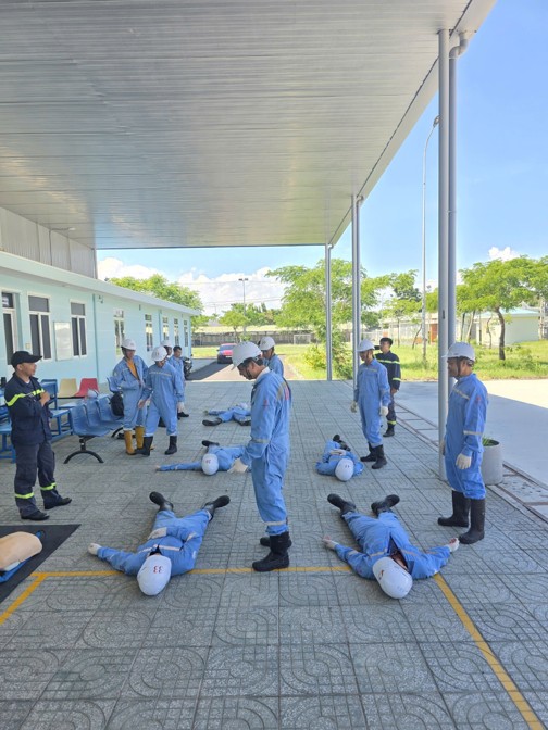PVCOLLEGE ĐỒNG HÀNH CÙNG NCSP TRIỂN KHAI CHƯƠNG TRÌNH HUẤN LUYỆN PCCC & CNCH NĂM 2026