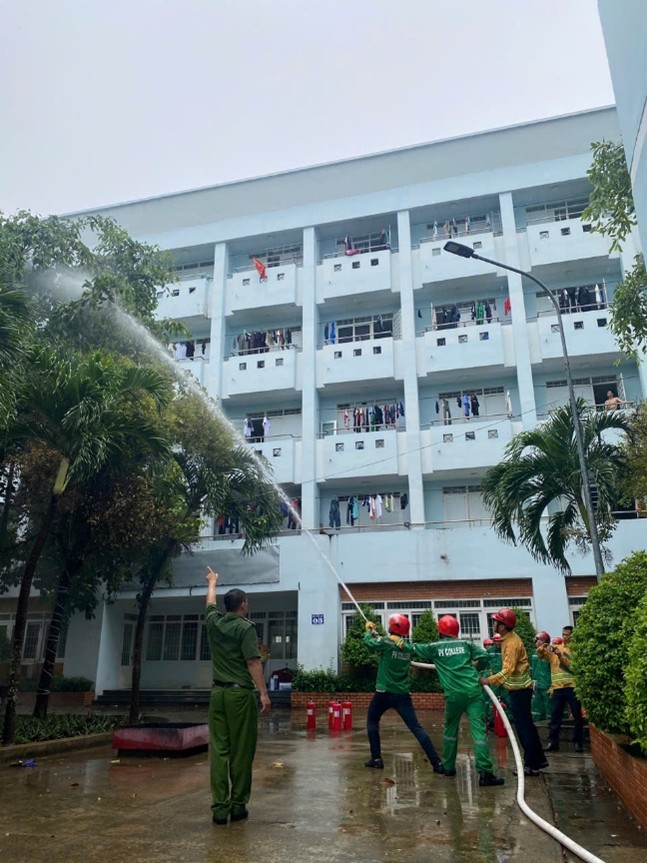 PVCOLLEGE THỰC TẬP PHƯƠNG ÁN PHÒNG CHÁY CHỮA CHÁY (PCCC) TẠI CƠ SỞ BÀ RỊA