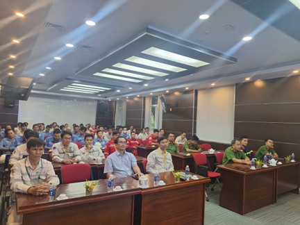 PVCollege đồng hành cùng Nhà máy Đạm Cà Mau trong công tác huấn luyện PCCC & CNCH