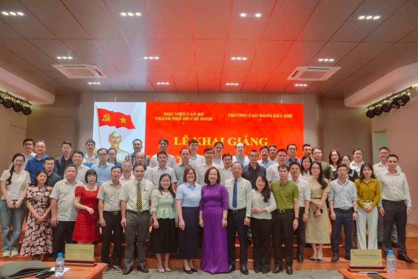 PVCollege khai giảng lớp Trung cấp Lý luận chính trị khóa 2026-2028