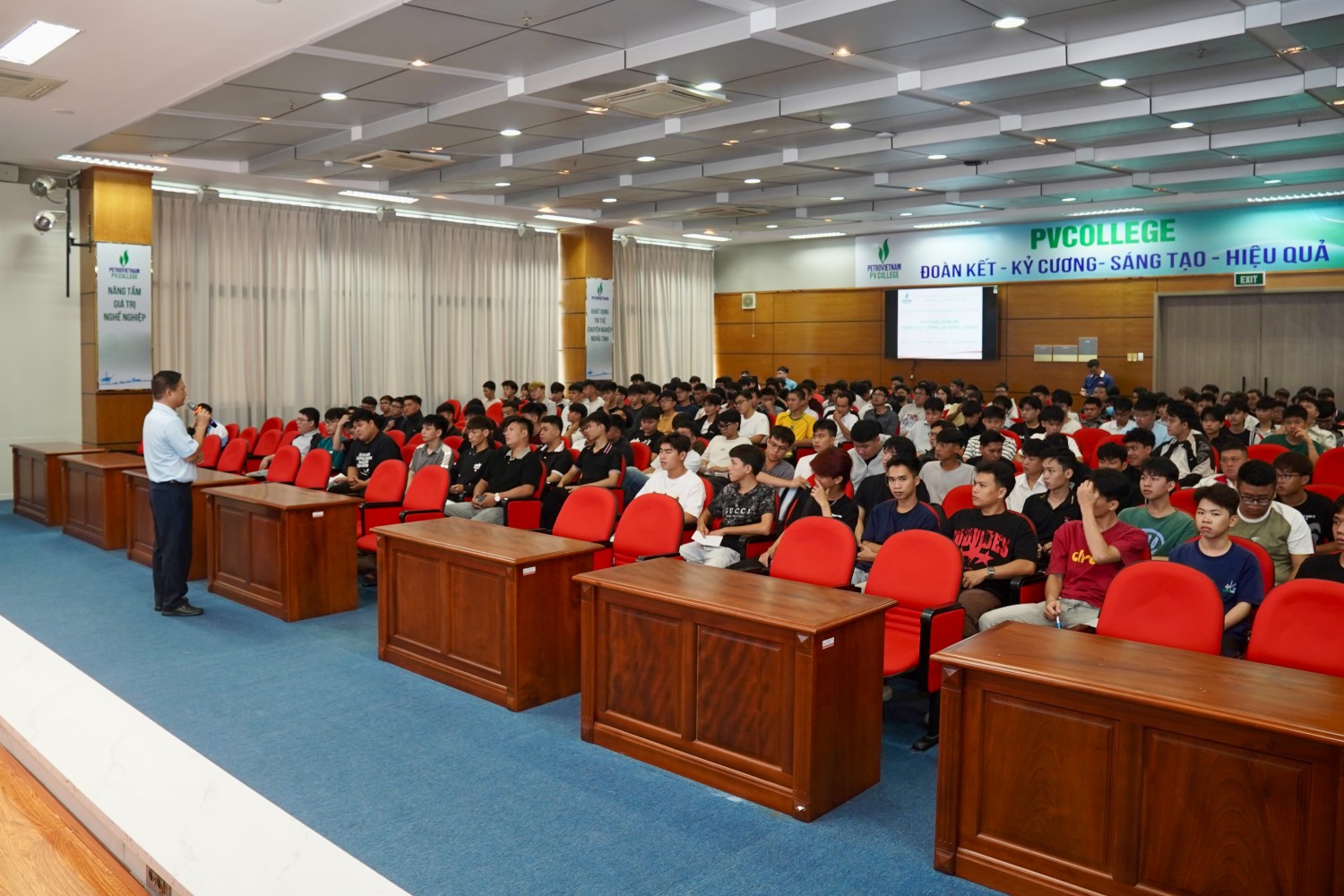 PVCollege định hướng hành trang nghề nghiệp cho tân sinh viên khóa 2026
