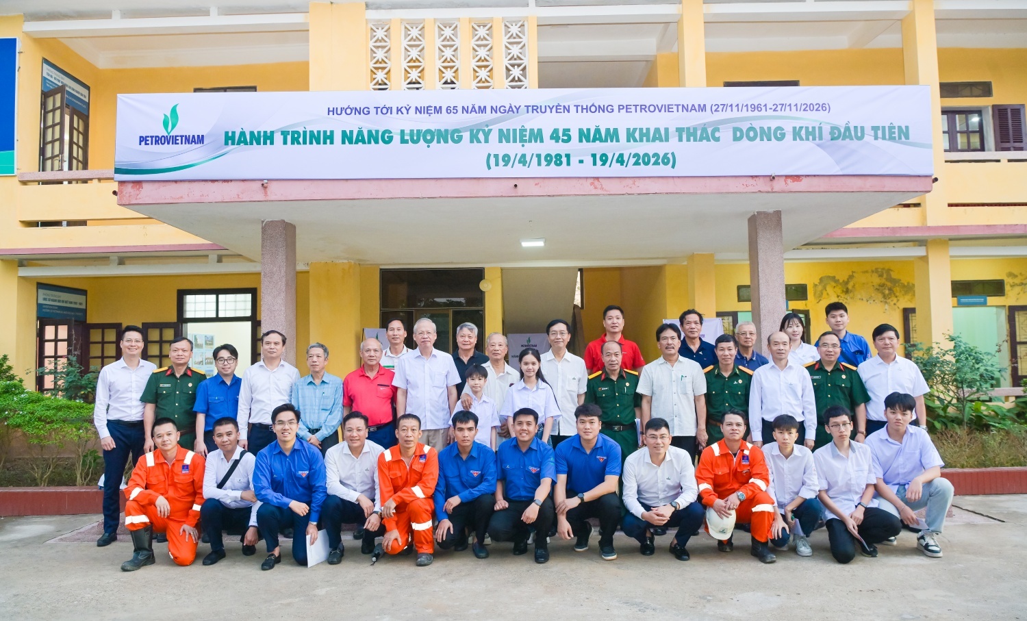 “Tôi yêu PETROVIETNAM”: Cuộc thi đặc biệt kết nối 65 năm di sản với khát vọng tương lai “Tôi yêu PETROVIETNAM”: Cuộc thi đặc biệt kết nối 65 năm di sản với khát vọng tương lai