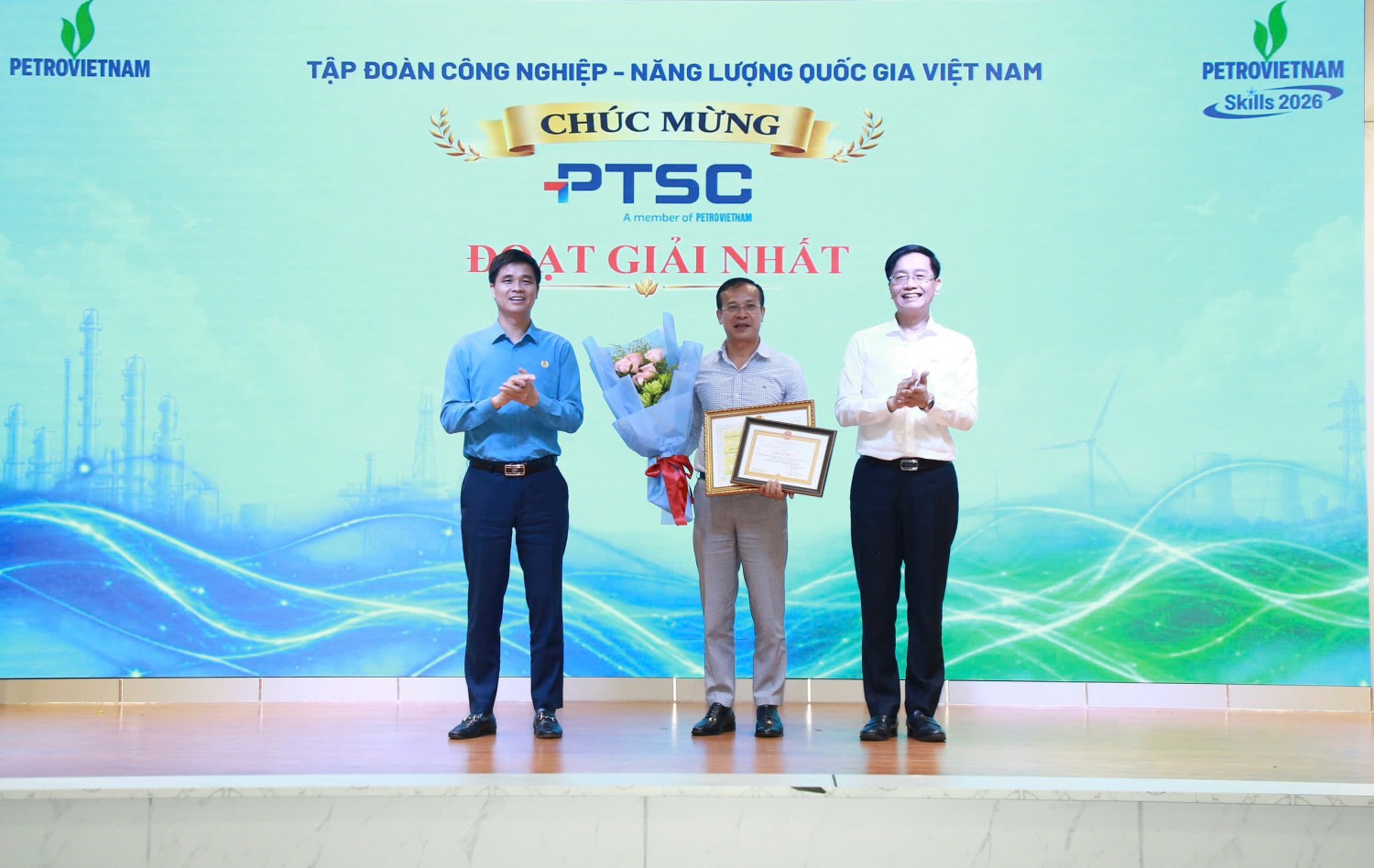 Bế mạc Hội thi Tay nghề Dầu khí lần thứ IX: Tôn vinh những “bàn tay vàng” - thắp sáng khát vọng vươn xa Bế mạc Hội thi Tay nghề Dầu khí lần thứ IX: Tôn vinh những “bàn tay vàng” - thắp sáng khát vọng vươn xa